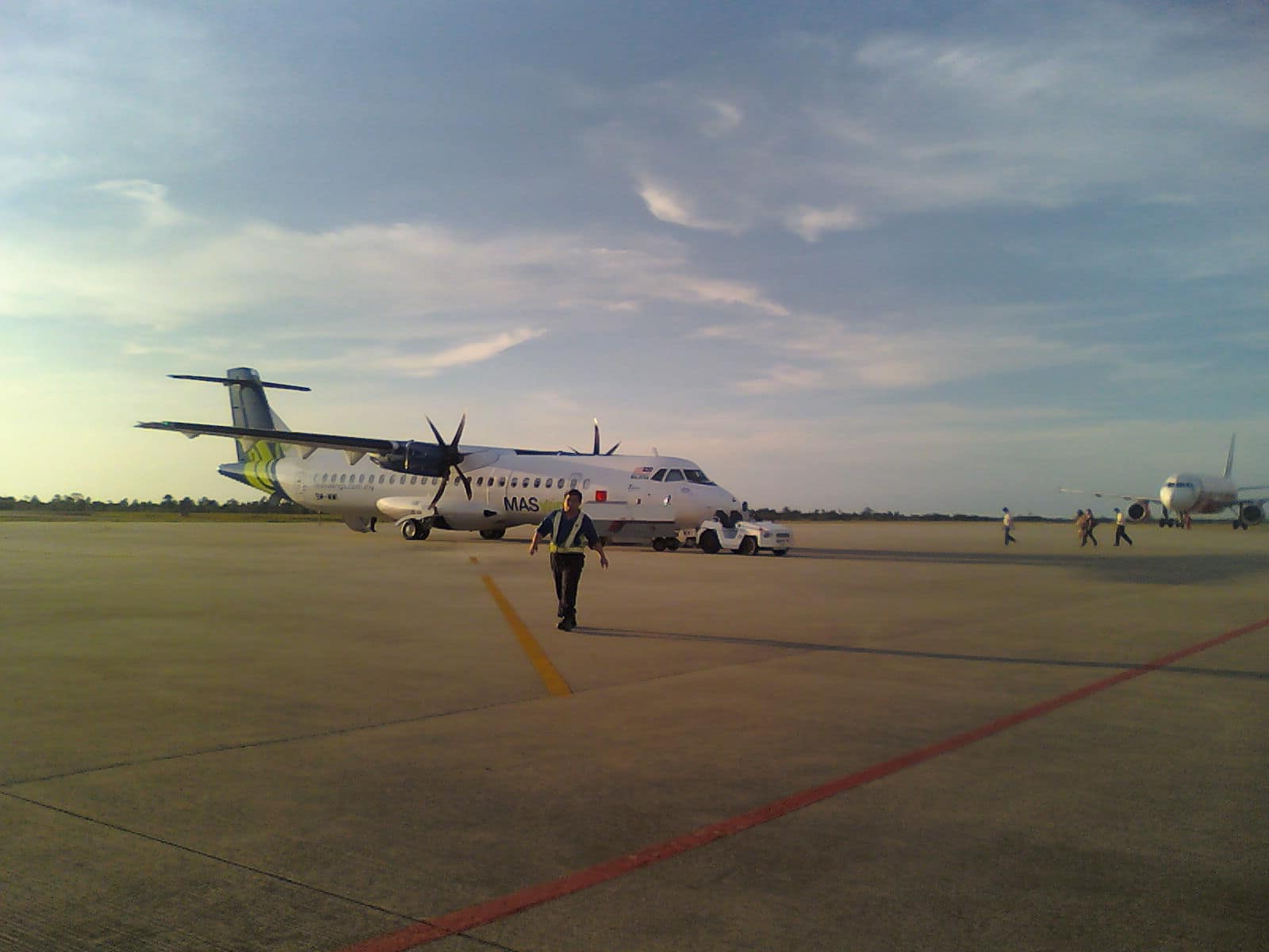 MASwings ATR 72-500(212A) ready for departure.