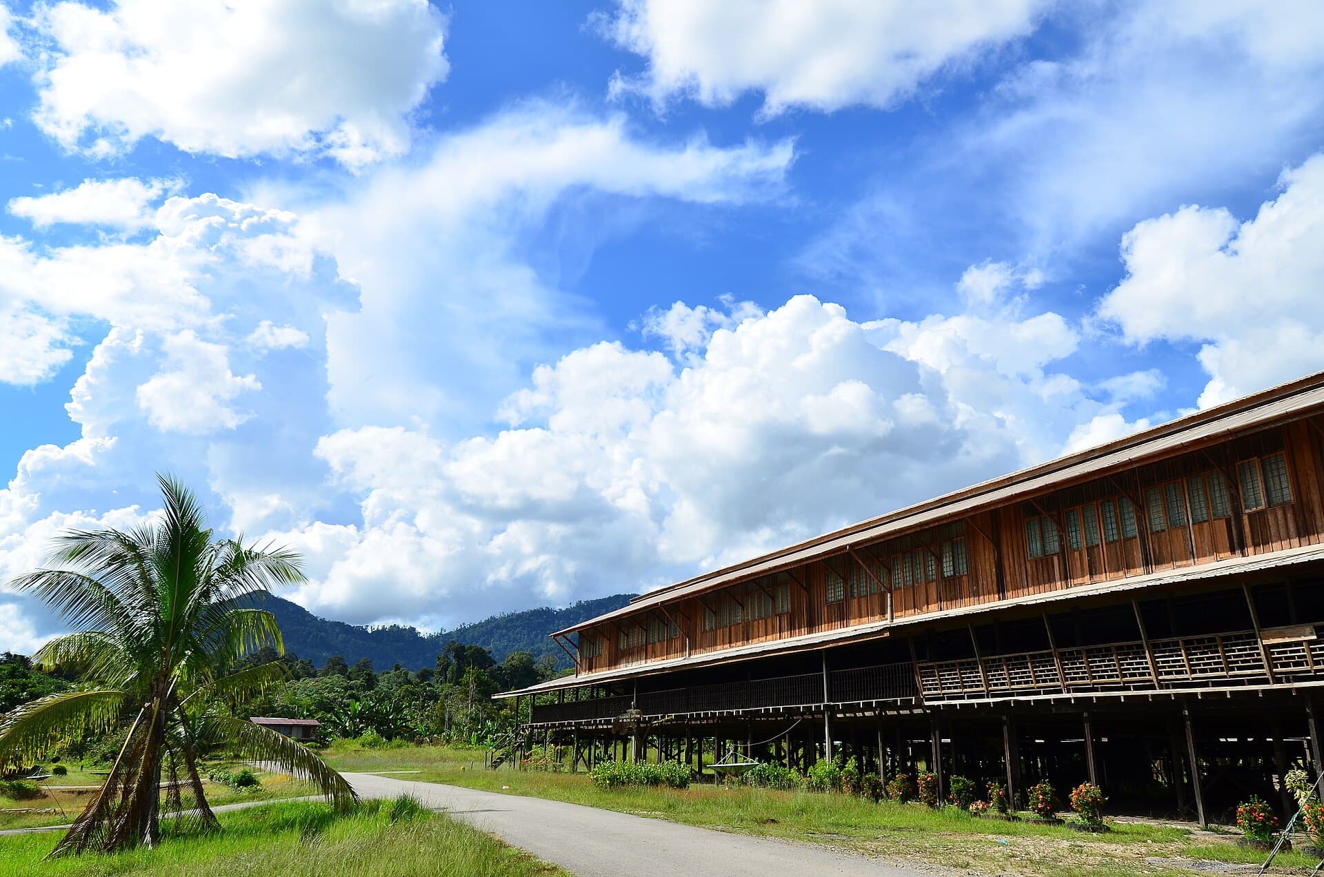 Uma Daro is one of the 15 longhouses located in the Sungai Asap resettlement area at Belaga District, Sarawak, Malaysia . The inhabitants of the longhouses were originally displaced natives from the flooded area of Bakun Dam.